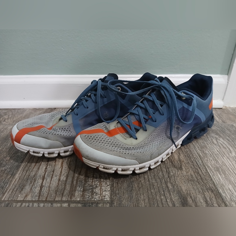 On Running Cloudflow Shoes Mens Size 11.5 Blue Orange Athletic Running